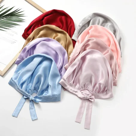 bonnet-en-satin-de-soie