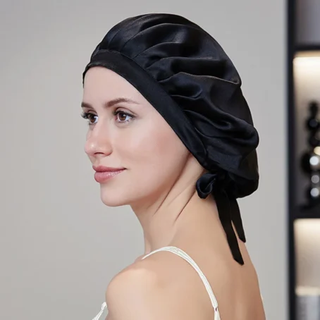 bonnet-en-satin-de-soie