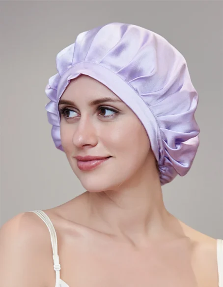 bonnet-en-satin-de-soie
